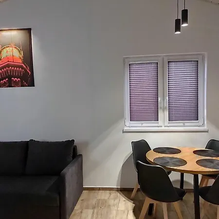 Comfortable Homes, Swimming Pool, *