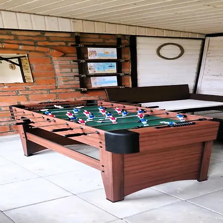 בית נופש Comfortable Homes, Swimming Pool, *